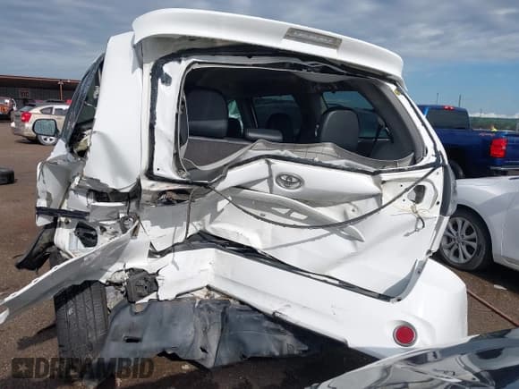 ✅ 2012 Toyota Sienna SE • VIN: 5TDXK3DC3CS268136 • Лот: 42153110. Опубликован ранее на IAAI с пробегом 248 887 миль. Бесплатный доступ к архиву аукционных продаж из США и подробный отчёт об истории автомобиля на DreamBid. Изображение 17.