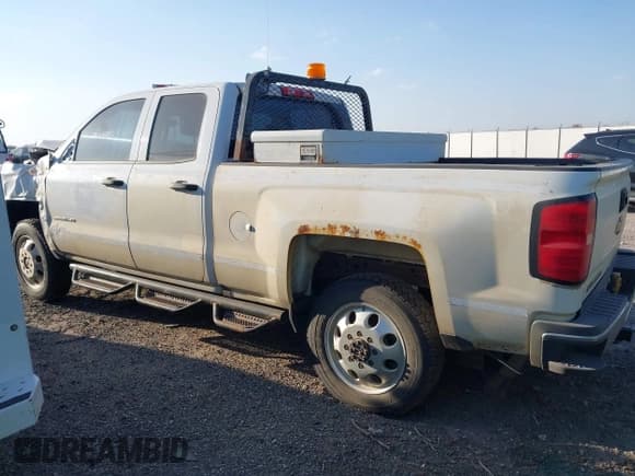 ✅ 2017 Chevrolet Silverado 2500HD Work Truck • VIN: 1GC2KUEG9HZ206750 • Лот: 43315082. Опубликован ранее на IAAI с пробегом Не указан. Бесплатный доступ к архиву аукционных продаж из США и подробный отчёт об истории автомобиля на DreamBid. Изображение 14.