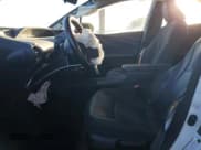 ✅ 2016 Toyota Prius Two • VIN: JTDKBRFU0G3007265 • Лот: 87116425. Опубликован ранее на Copart с пробегом 499 802 миль. Бесплатный доступ к архиву аукционных продаж из США и подробный отчёт об истории автомобиля на DreamBid. Изображение 7.