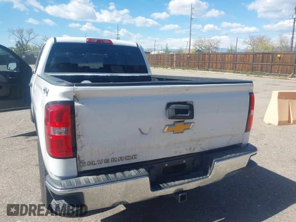 ✅ 2014 GMC Sierra 1500 • VIN: 3GTU2TEC4EG443898 • Лот: 42092835. Опубликован ранее на IAAI с пробегом 208 876 миль. Бесплатный доступ к архиву аукционных продаж из США и подробный отчёт об истории автомобиля на DreamBid. Изображение 6.