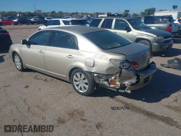 ✅ 2007 Toyota Avalon XLS • VIN: 4T1BK36B57U250801 • Лот: 43805915. Опубликован ранее на IAAI с пробегом 147 944 миль. Бесплатный доступ к архиву аукционных продаж из США и подробный отчёт об истории автомобиля на DreamBid. Изображение 3.