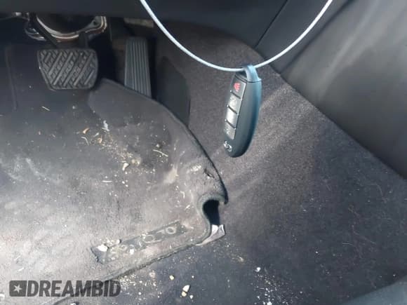 ✅ 2017 Infiniti Q70 3.7 • VIN: JN1BY1PR6HM210363 • Лот: 41578525. Опубликован ранее на IAAI с пробегом 111 792 миль. Бесплатный доступ к архиву аукционных продаж из США и подробный отчёт об истории автомобиля на DreamBid. Изображение 11.