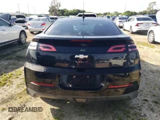 ✅ 2013 Chevrolet Volt • VIN: 1G1RE6E42DU110627 • Lot: 70928664. Wystawiony na Copart z przebiegiem 129 408 mil. Bezpłatny archiwum sprzedaży aukcyjnych z USA i szczegółowy raport historii pojazdu na DreamBid. Zdjęcie 6.