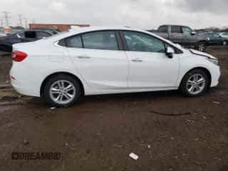 2017 Chevrolet Cruze LT z VIN 1G1BE5SM7H7238575, wystawiony jako Copart lot #67606632 z przebiegiem 72 539 mil mil oraz . Historia ofert i sprzedaży dostępna na DreamBid. Obrazek 3.