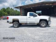 ✅ 2015 Chevrolet Silverado 2500HD Work Truck • VIN: 1GC0CUEG0FZ502953 • Lot: 42425034. Wystawiony na IAAI z przebiegiem Nie podano. Bezpłatny archiwum sprzedaży aukcyjnych z USA i szczegółowy raport historii pojazdu na DreamBid. Zdjęcie 13.