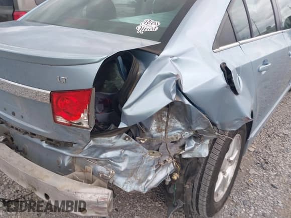 ✅ 2012 Chevrolet Cruze 1LT • VIN: 1G1PF5SC3C7138296 • Lot: 43335904. Listed on IAAI with Not provided. Free auction sales archive from the USA and detailed vehicle history report at DreamBid. Image 12.