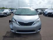 ✅ 2014 Toyota Sienna LE AAS • VIN: 5TDKK3DC0ES467867 • Lot: 42022676. Listed on IAAI with 99,959 mi. Free auction sales archive from the USA and detailed vehicle history report at DreamBid. Image 12.