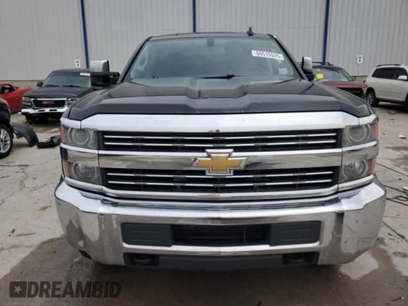✅ 2015 Chevrolet Silverado 2500HD LT • VIN: 1GC1KVEG6FF562329 • Lot: 60515925. Wystawiony na Copart z przebiegiem 159 916 mil. Bezpłatny archiwum sprzedaży aukcyjnych z USA i szczegółowy raport historii pojazdu na DreamBid. Zdjęcie 5.