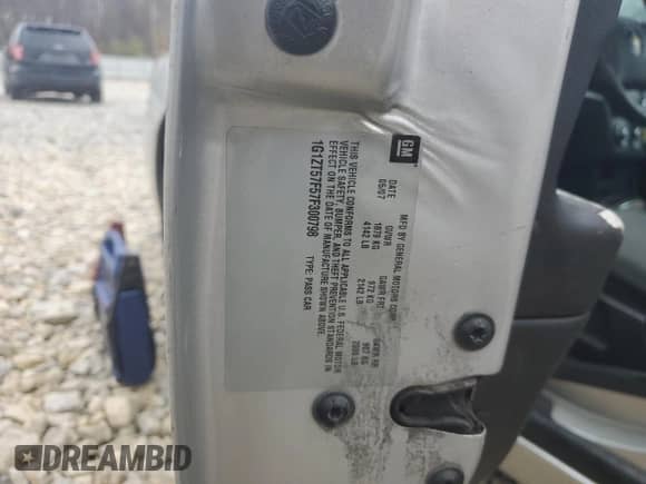 2007 Chevrolet Malibu z VIN 1G1ZT57F57F300798, wystawiony jako Copart lot #81810824 z przebiegiem 173 728 mil mil oraz Czysty tytuł • Clean title. Historia ofert i sprzedaży dostępna na DreamBid. Obrazek 12.