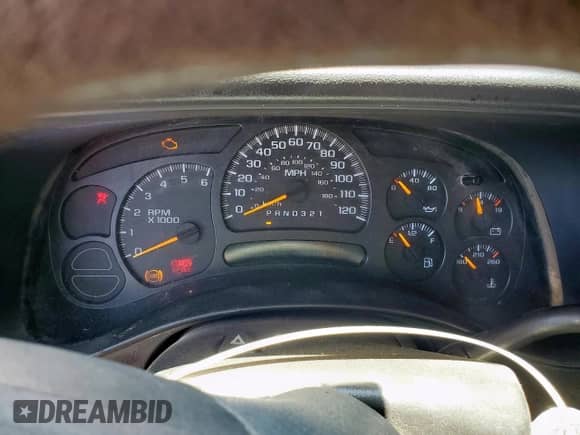 2006 Chevrolet Silverado 1500 Work Truck z VIN 1GCEC14X26Z258437, wystawiony jako Copart lot #65713665 z przebiegiem 200 371 mil mil oraz Szkoda całkowita • Salvage title. Historia ofert i sprzedaży dostępna na DreamBid. Obrazek 9.