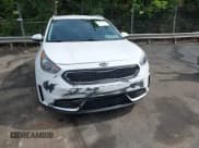 ✅ 2018 Kia Niro LX • VIN: KNDCB3LC2J5172145 • Lot: 42327419. Listed on IAAI with 191,963 mi. Free auction sales archive from the USA and detailed vehicle history report at DreamBid. Image 6.