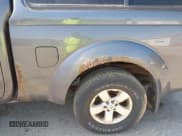 ✅ 2009 Nissan Frontier SE • VIN: 1N6AD09WX9C401340 • Лот: 43170418. Опубликован ранее на IAAI с пробегом 212 858 миль. Бесплатный доступ к архиву аукционных продаж из США и подробный отчёт об истории автомобиля на DreamBid. Изображение 6.
