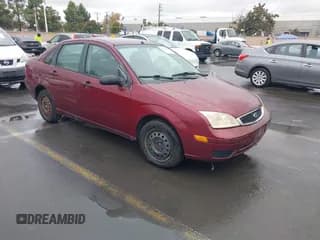 ✅ 2006 Ford Focus S • VIN: 1FAFP34N76W190307 • Lot: 43724576. Wystawiony na IAAI z przebiegiem 209 362 mil. Bezpłatny archiwum sprzedaży aukcyjnych z USA i szczegółowy raport historii pojazdu na DreamBid. Zdjęcie 1.