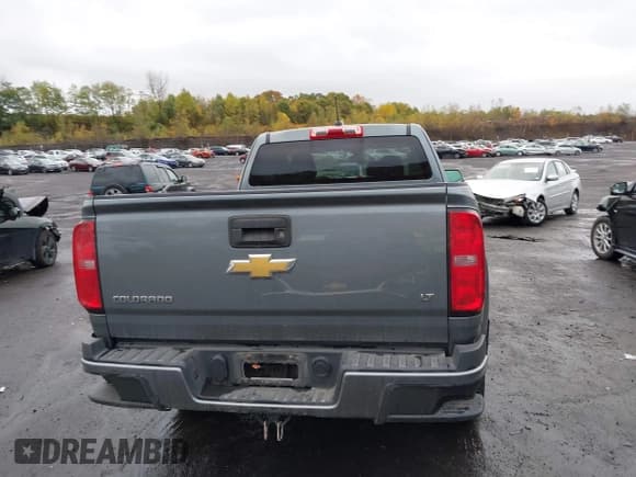 ✅ 2019 Chevrolet Colorado 4WD LT • VIN: 1GCHTCEAXK1301269 • Лот: 43489552. Опубликован ранее на IAAI с пробегом 73 704 миль. Бесплатный доступ к архиву аукционных продаж из США и подробный отчёт об истории автомобиля на DreamBid. Изображение 16.