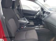 ✅ 2019 Mitsubishi Outlander SE • VIN: JA4AP4AU0KU024474 • Lot: 42327966. Wystawiony na IAAI z przebiegiem 176 558 mil. Bezpłatny archiwum sprzedaży aukcyjnych z USA i szczegółowy raport historii pojazdu na DreamBid. Zdjęcie 5.