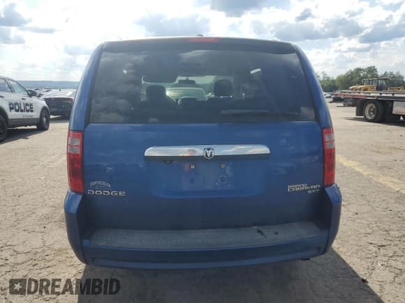 ✅ 2010 Dodge Grand Caravan SXT • VIN: 2D4RN5D19AR489601 • Лот: 70629315. Опубликован ранее на Copart с пробегом 242 179 миль. Бесплатный доступ к архиву аукционных продаж из США и подробный отчёт об истории автомобиля на DreamBid. Изображение 6.