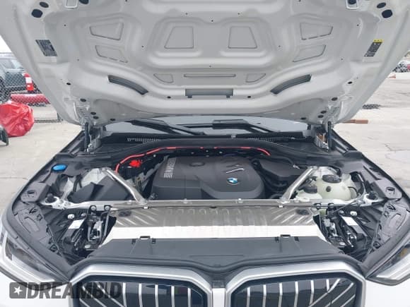 ✅ 2025 BMW X3 30 xDrive • VIN: 5UX53GP09S9009255 • Lot: 43549750. Wystawiony na IAAI z przebiegiem 3 483 mil. Bezpłatny archiwum sprzedaży aukcyjnych z USA i szczegółowy raport historii pojazdu na DreamBid. Zdjęcie 10.