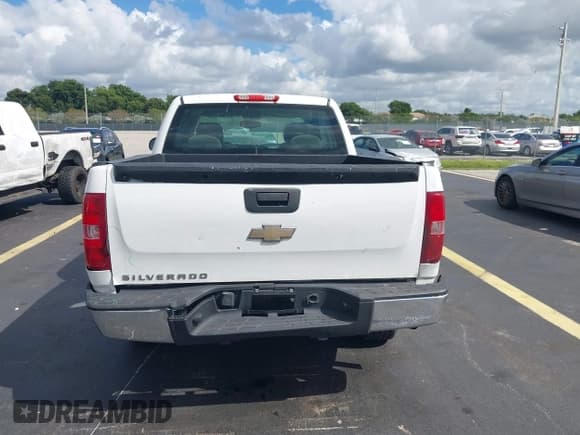 ✅ 2008 Chevrolet Silverado 1500 Work Truck • VIN: 1GCEC19X58Z277902 • Lot: 43512655. Listed on IAAI with 260,281 mi. Free auction sales archive from the USA and detailed vehicle history report at DreamBid. Image 15.