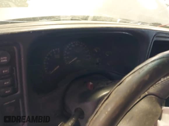 ✅ 2002 Chevrolet Silverado 1500 LT • VIN: 2GCEK19TX21290449 • Lot: 42593282. Listed on IAAI with Not provided. Free auction sales archive from the USA and detailed vehicle history report at DreamBid. Image 15.