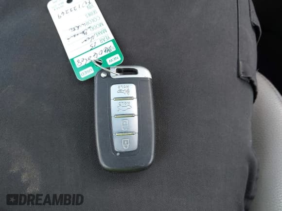 ✅ 2015 Hyundai Genesis Coupe R-Spec • VIN: KMHHU6KJ9FU122269 • Lot: 42146141. Listed on IAAI with 91,352 mi. Free auction sales archive from the USA and detailed vehicle history report at DreamBid. Image 11.