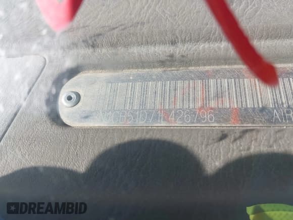 ✅ 2001 Nissan Sentra GXE • VIN: 3N1CB51D71L426796 • Лот: 43786409. Опубликован ранее на IAAI с пробегом 142 653 миль. Бесплатный доступ к архиву аукционных продаж из США и подробный отчёт об истории автомобиля на DreamBid. Изображение 9.