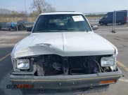 ✅ 1994 GMC Jimmy SLT • VIN: 1GKDT13W0R2513978 • Лот: 42091172. Опубликован ранее на IAAI с пробегом 115 582 миль. Бесплатный доступ к архиву аукционных продаж из США и подробный отчёт об истории автомобиля на DreamBid. Изображение 12.