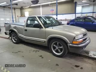 ✅ 2000 Chevrolet S-10 LS • VIN: 1GCCS14W6YK297867 • Лот: 88991925. Опубликован ранее на Copart с пробегом 189 214 миль. Бесплатный доступ к архиву аукционных продаж из США и подробный отчёт об истории автомобиля на DreamBid. Изображение 4.