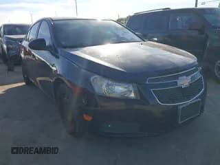 ✅ 2013 Chevrolet Cruze LS • VIN: 1G1PA5SH8D7153890 • Lot: 43277902. Listed on IAAI with 114,194 mi. Free auction sales archive from the USA and detailed vehicle history report at DreamBid. Image 1.