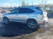 ✅ 2006 Lexus RX 400h • VIN: JTJHW31U560016477 • Lot: 43588783. Wystawiony na IAAI z przebiegiem 271 007 mil. Bezpłatny archiwum sprzedaży aukcyjnych z USA i szczegółowy raport historii pojazdu na DreamBid. Zdjęcie 3.