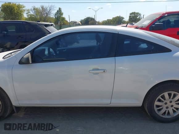 2010 Chevrolet Cobalt LS with VIN 1G1AA1F58A7208350, listed as a IAAI auction lot 43461391 with 135,739 mi miles and . Bid and sale history available at DreamBid. Image 14.