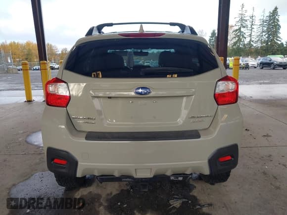 ✅ 2017 Subaru Crosstrek Limited • VIN: JF2GPALC8HH206557 • Lot: 43642677. Listed on IAAI with 89,518 mi. Free auction sales archive from the USA and detailed vehicle history report at DreamBid. Image 17.
