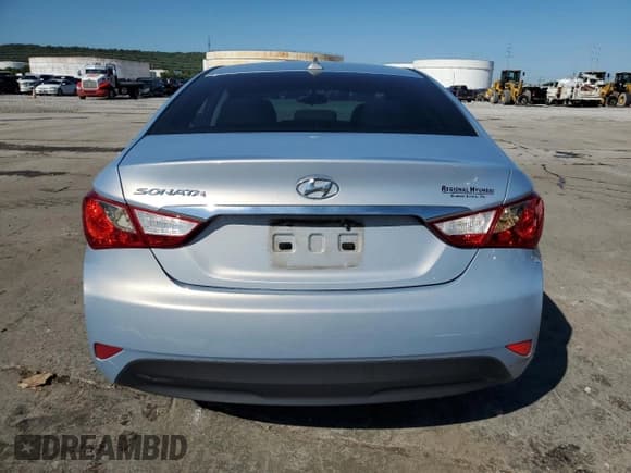 ✅ 2014 Hyundai Sonata GLS • VIN: 5NPEB4AC1EH818671 • Lot: 72816274. Listed on Copart with 163,775 mi. Free auction sales archive from the USA and detailed vehicle history report at DreamBid. Image 6.