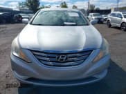 ✅ 2011 Hyundai Sonata SE • VIN: 5NPEC4ABXBH279452 • Lot: 43451578. Wystawiony na IAAI z przebiegiem 155 234 mil. Bezpłatny archiwum sprzedaży aukcyjnych z USA i szczegółowy raport historii pojazdu na DreamBid. Zdjęcie 12.