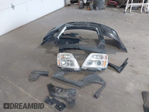 ✅ 2015 GMC Terrain SLE • VIN: 2GKFLWE31F6435573 • Lot: 43662822. Listed on IAAI with 209,393 mi. Free auction sales archive from the USA and detailed vehicle history report at DreamBid. Image 12.