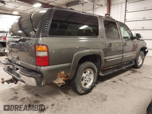 ✅ 2002 Chevrolet Suburban LT • VIN: 1GNFK16Z92J209533 • Лот: 41561925. Опубликован ранее на IAAI с пробегом 418 660 миль. Бесплатный доступ к архиву аукционных продаж из США и подробный отчёт об истории автомобиля на DreamBid. Изображение 4.