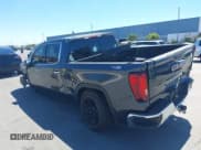 ✅ 2022 GMC Sierra 1500 SLT • VIN: 1GTU9DELONZ219903 • Lot: 40140320. Listed on IAAI with 57,019 mi. Free auction sales archive from the USA and detailed vehicle history report at DreamBid. Image 3.