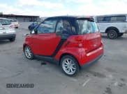 ✅ 2009 Smart fortwo Pure • VIN: WMEEJ31X99K266345 • Lot: 43135075. Wystawiony na IAAI z przebiegiem 68 123 mil. Bezpłatny archiwum sprzedaży aukcyjnych z USA i szczegółowy raport historii pojazdu na DreamBid. Zdjęcie 3.
