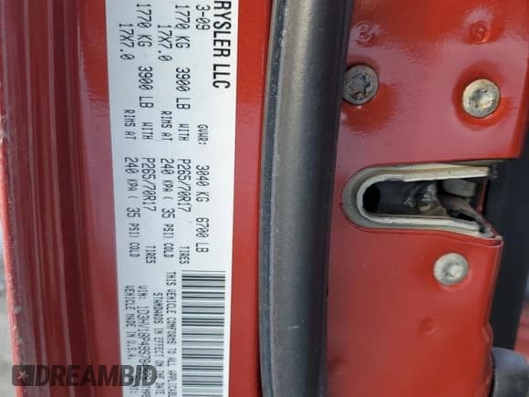 ✅ 2009 Dodge 1500 TRX • VIN: 1D3HV18P49S784929 • Lot: 42786935. Wystawiony na Copart z przebiegiem Nie podano. Bezpłatny archiwum sprzedaży aukcyjnych z USA i szczegółowy raport historii pojazdu na DreamBid. Zdjęcie 13.