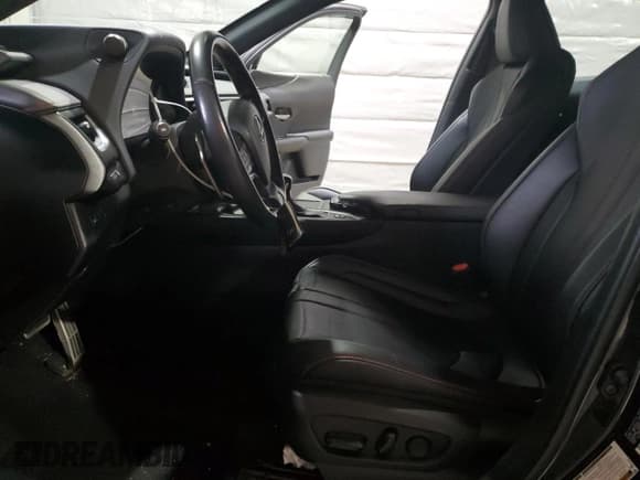 ✅ 2020 Lexus UX 250h F Sport • VIN: JTHR9JBHXL2025565 • Lot: 48895135. Listed on Copart with 48,393 mi. Free auction sales archive from the USA and detailed vehicle history report at DreamBid. Image 7.