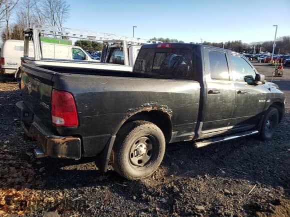 ✅ 2010 Dodge 1500 SLT • VIN: 1D7RV1GT9AS164020 • Лот: 84563084. Размещён на Copart с пробегом 136 500 миль миль. Получите бесплатный доступ к архиву аукционных продаж из США и посмотрите подробный отчёт об истории автомобиля на DreamBid. Изображение 3.