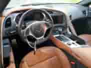 2018 Chevrolet Corvette 2LT с VIN 1G1YD2D79J5105109, выставлен на аукционе Copart как лот 74131274 с пробегом 13 690 миль миль и На запчасти • Non repairable. История ставок и продаж доступна на DreamBid. Изображение 8.