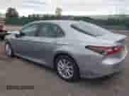 2022 Toyota Camry LE with VIN 4T1R11BK9NU067765, listed as a IAAI auction lot 43431610 with 60,319 mi miles and . Bid and sale history available at DreamBid. Image 3.