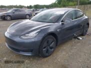 ✅ 2020 Tesla Model 3 Standard Range Plus • VIN: 5YJ3E1EA0LF658235 • Lot: 42264804. Wystawiony na IAAI z przebiegiem Nie podano. Bezpłatny archiwum sprzedaży aukcyjnych z USA i szczegółowy raport historii pojazdu na DreamBid. Zdjęcie 2.
