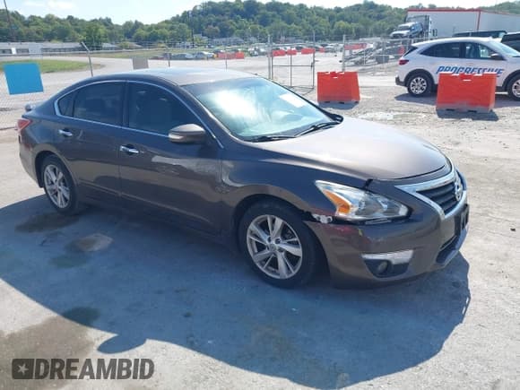✅ 2013 Nissan Altima SV • VIN: 1N4AL3AP9DC155892 • Lot: 43390957. Listed on IAAI with 151,478 mi. Free auction sales archive from the USA and detailed vehicle history report at DreamBid. Image 1.