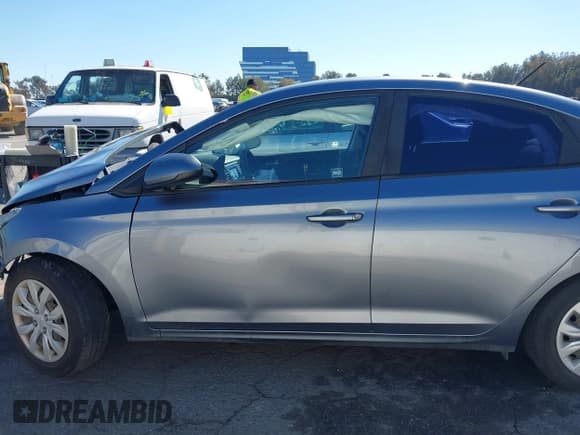 ✅ 2020 Hyundai Accent SE • VIN: 3KPC24A6XLE103939 • Лот: 41611376. Опубликован ранее на IAAI с пробегом 32 538 миль. Бесплатный доступ к архиву аукционных продаж из США и подробный отчёт об истории автомобиля на DreamBid. Изображение 15.