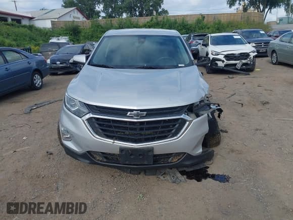 ✅ 2020 Chevrolet Equinox LT • VIN: 2GNAXUEV3L6135309 • Lot: 43041159. Wystawiony na IAAI z przebiegiem 93 476 mil. Bezpłatny archiwum sprzedaży aukcyjnych z USA i szczegółowy raport historii pojazdu na DreamBid. Zdjęcie 6.