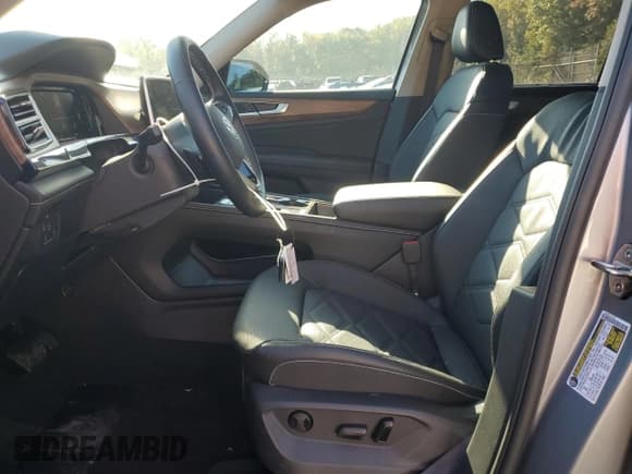 ✅ 2025 Volkswagen Atlas SE • VIN: 1V2HR2CA5SC559505 • Лот: 85304775. Опубликован ранее на Copart с пробегом 7 576 миль. Бесплатный доступ к архиву аукционных продаж из США и подробный отчёт об истории автомобиля на DreamBid. Изображение 7.