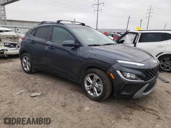 2022 Hyundai Kona SEL с VIN KM8K6CAB8NU924920, выставлен на аукционе Copart как лот 73500672 с пробегом 7 890 миль миль и . История ставок и продаж доступна на DreamBid. Изображение 4.
