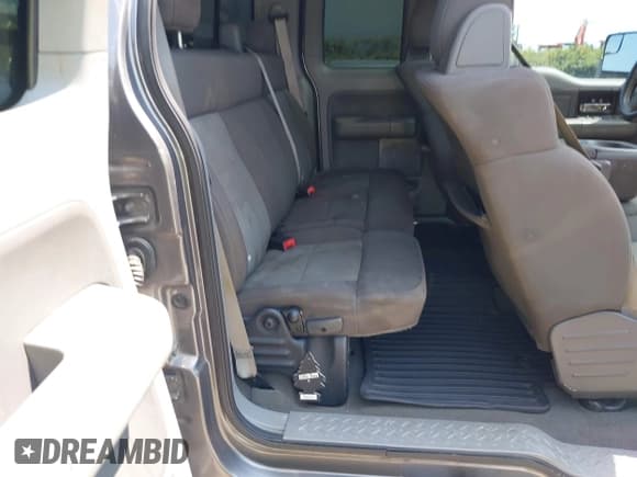 ✅ 2005 Ford F-150 XLT • VIN: 1FTPX14595FA62295 • Lot: 40156505. Listed on IAAI with 139,486 mi. Free auction sales archive from the USA and detailed vehicle history report at DreamBid. Image 8.