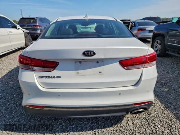 ✅ 2018 Kia Optima S • VIN: 5XXGT4L3XJG230891 • Lot: 95421465. Wystawiony na Copart z przebiegiem 109 694 mil. Bezpłatny archiwum sprzedaży aukcyjnych z USA i szczegółowy raport historii pojazdu na DreamBid. Zdjęcie 6.